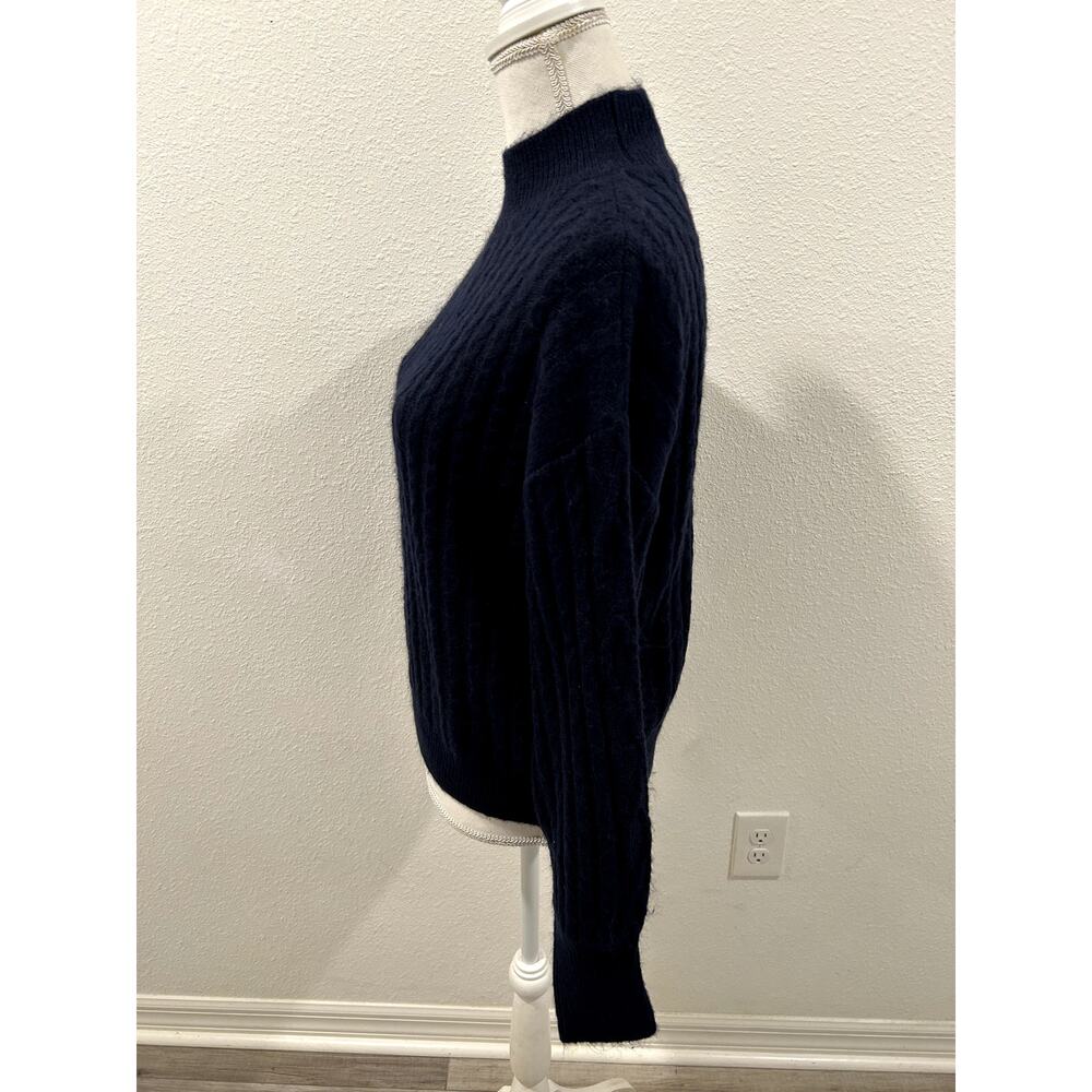 CeCe Womens Sweater Classic Navy Size Medium Pullover Long Sleeve Casual New B21 - Picture 2 of 4